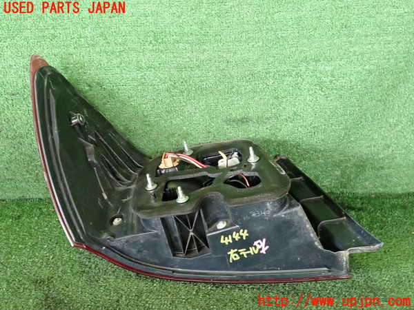 2UPJ-9241441530]インプレッサ WRX-STi C型(GVF)右テールランプ 中古_3