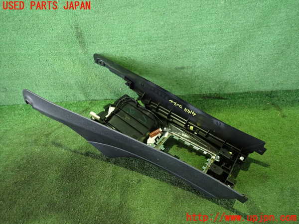 2UPJ-9241447549]インプレッサ WRX-STi C型(GVF)コンソール 中古_3