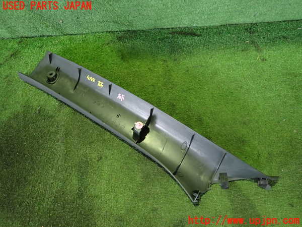 2UPJ-9241447655]インプレッサ WRX-STi C型(GVF)右フロントピラートリム 中古_2