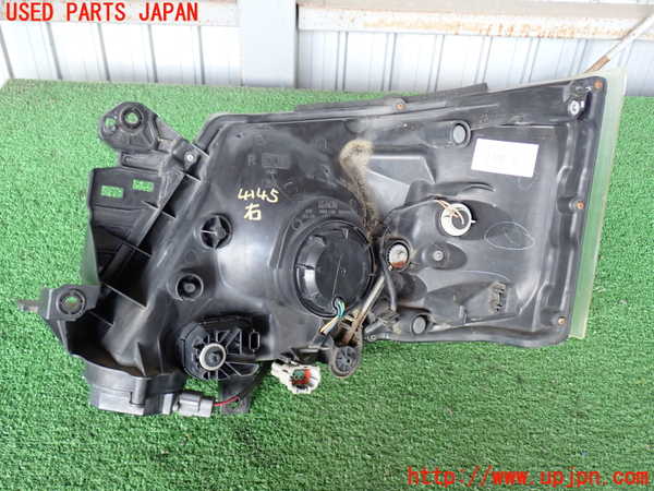 2UPJ-9241451130]NV350 キャラバン バン(VW2E26)右ヘッドライト HID 中古_4
