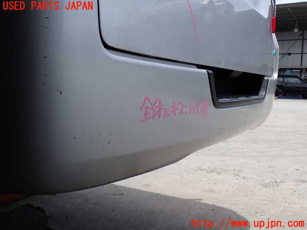 2UPJ-9241451610]NV350 キャラバン バン(VW2E26)リアバンパー 中古_5