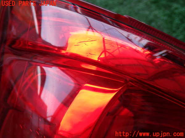 2UPJ-9241451536]NV350 キャラバン バン(VW2E26)左テールランプ 中古_3