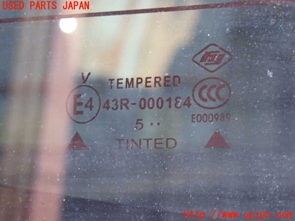 2UPJ-9241451566]NV350 キャラバン バン(VW2E26)バックドア リアゲート ハッチ 中古(TEMPERED 43R-000184)_3