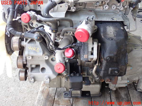 2UPJ-9241452010]NV350 キャラバン バン(VW2E26)エンジン YD25DDTI 中古_3