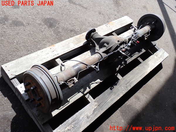 2UPJ-9241454400]NV350 キャラバン バン(VW2E26)リアデフホーシング 中古_2