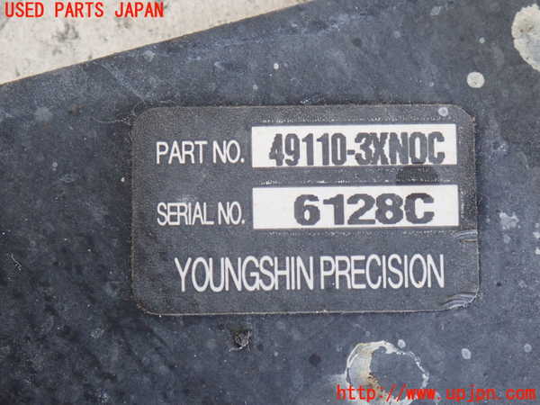2UPJ-9241454250]NV350 キャラバン バン(VW2E26)パワステポンプ 中古_2