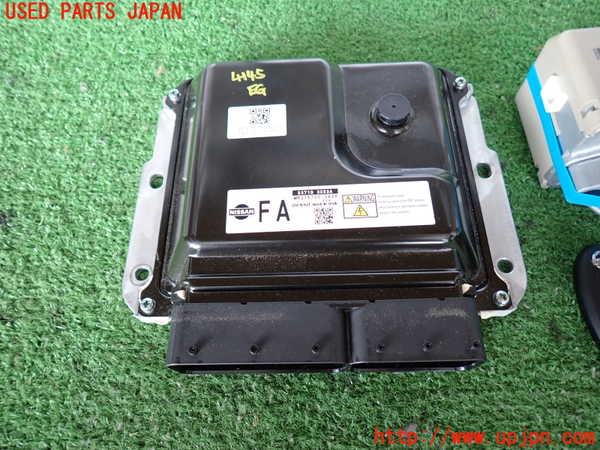 2UPJ-9241456110]NV350 キャラバン バン(VW2E26)エンジンコンピューター 中古_2