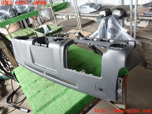 2UPJ-9241457505]NV350 キャラバン バン(VW2E26)ダッシュボード 中古_4