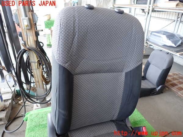 2UPJ-9241457035]NV350 キャラバン バン(VW2E26)運転席シート 中古_3