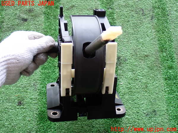 2UPJ-9241457555]NV350 キャラバン バン(VW2E26)ATシフトレバー 中古_3