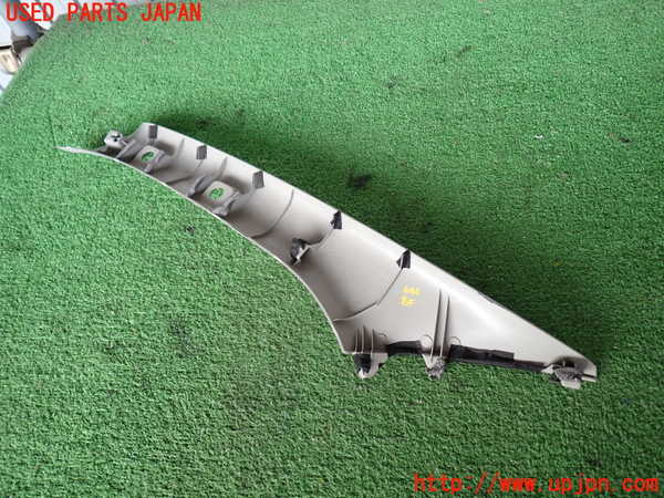 2UPJ-9241457655]NV350 キャラバン バン(VW2E26)右フロントピラートリム 中古_4