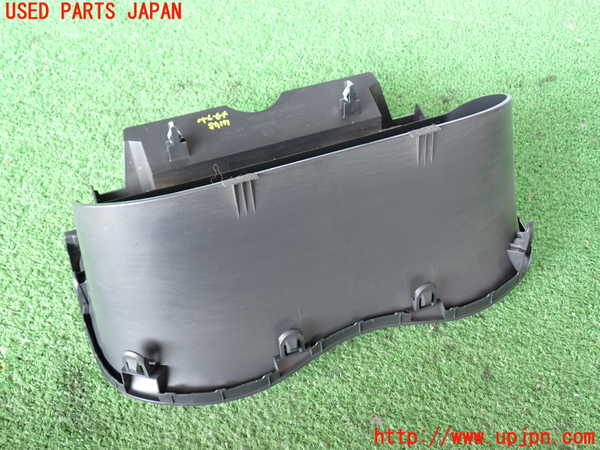 2UPJ-9241457510]NV350 キャラバン バン(VW2E26)メーターフード 中古_2