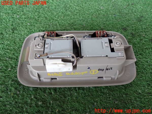 2UPJ-9241456411]NV350 キャラバン バン(VW2E26)ルームランプ1 中古 (1列目 真中)_2