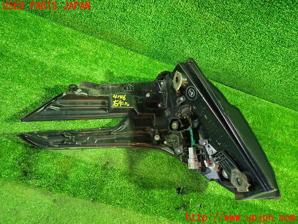 1UPJ-9241461530]ヴェルファイア(AGH30W)右テールランプ 中古_2