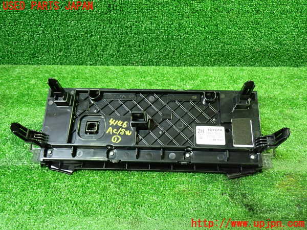 1UPJ-9241466066]ヴェルファイア(AGH30W)エアコンスイッチ1 中古_2