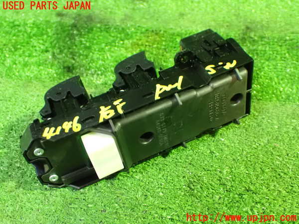 1UPJ-9241466240]ヴェルファイア(AGH30W)右前パワーウィンドウスイッチ 中古_2