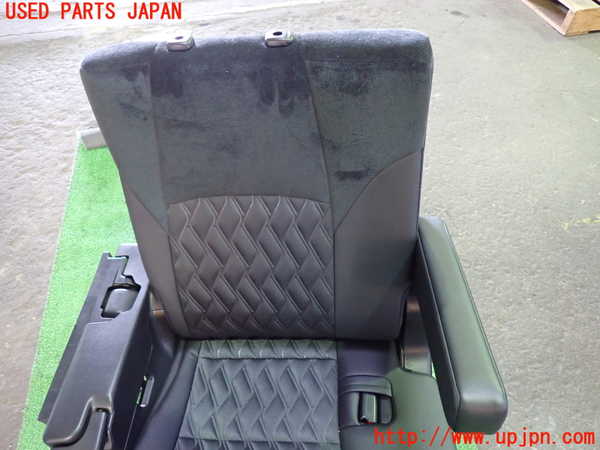 1UPJ-9241467235]ヴェルファイア(AGH30W)右3列目シート 中古_2