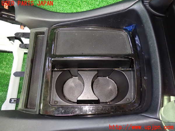 1UPJ-9241467540]ヴェルファイア(AGH30W)センターコンソール 中古_2