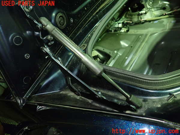 1UPJ-9241471506]ロードスター(ND5RE)トランクダンパー 中古_2