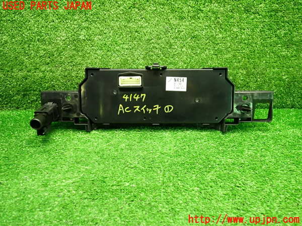 1UPJ-9241476066]ロードスター(ND5RE)エアコンスイッチ1 中古_2