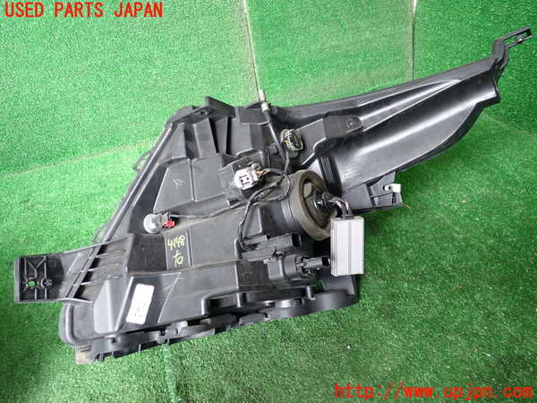 1UPJ-9241481130]エクスプローラー(1FMHK9)右ヘッドライト HID 中古_2