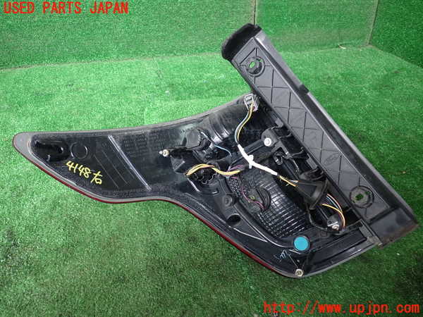 1UPJ-9241481530]エクスプローラー(1FMHK9)右テールランプ 中古_2