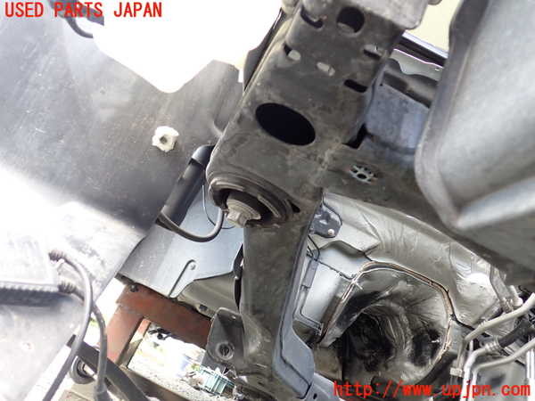 1UPJ-9241485285]エクスプローラー(1FMHK9)フロントメンバー 中古_2