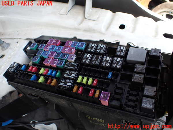1UPJ-9241486741]エクスプローラー(1FMHK9)ヒューズボックス1 中古_2