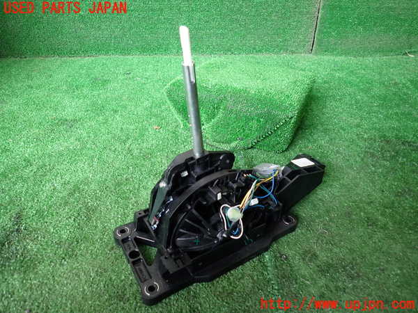 1UPJ-9241487555]エクスプローラー(1FMHK9)ATシフトレバー 中古_2