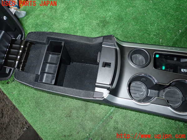1UPJ-9241487540]エクスプローラー(1FMHK9)センターコンソール 中古_4