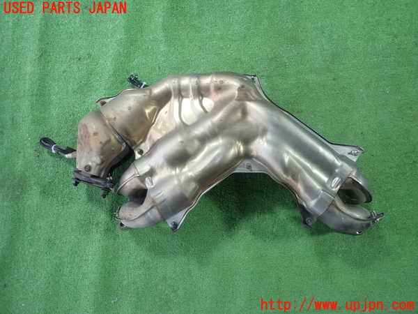 1UPJ-9241492661]８６(BRZ)(ZN6)触媒1 中古_2