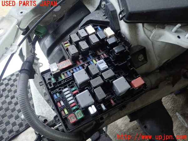 1UPJ-9241496741]８６(BRZ)(ZN6)ヒューズボックス1 中古_2