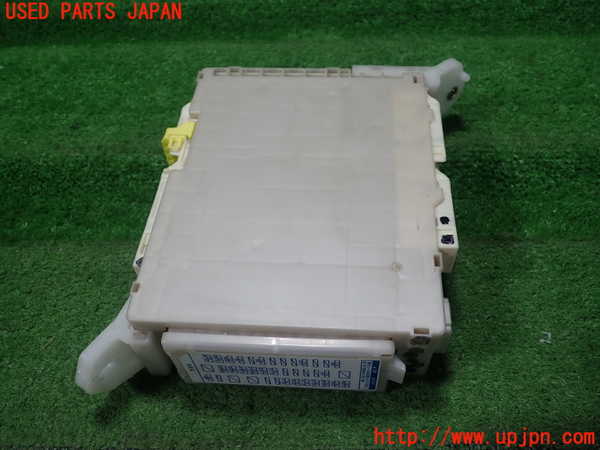 1UPJ-9241496742]８６(BRZ)(ZN6)ヒューズボックス2 中古_2