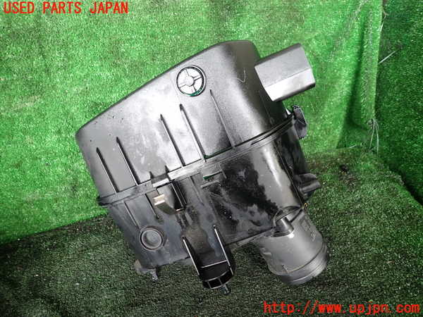 1UPJ-9241502560]マセラティ・ギブリ(MG30B)エアクリーナーボックス 中古_2