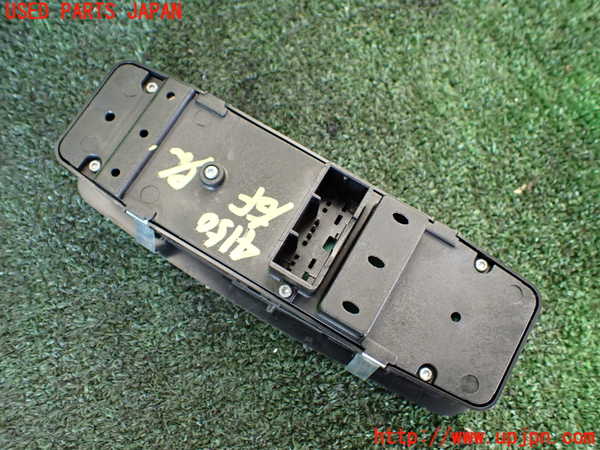 1UPJ-9241506240]マセラティ・ギブリ(MG30B)右前パワーウィンドウスイッチ 中古_2