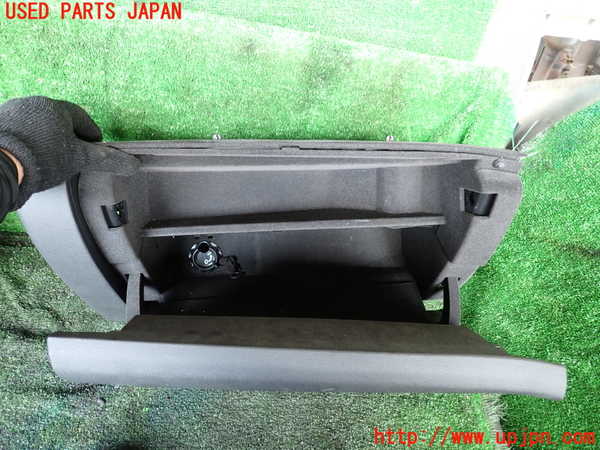 1UPJ-9241507516]マセラティ・ギブリ(MG30B)グローブボックス1 中古_3