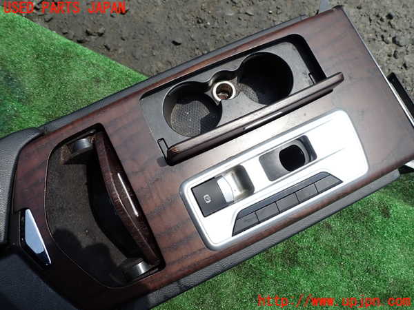 1UPJ-9241507540]マセラティ・ギブリ(MG30B)センターコンソール 中古_2
