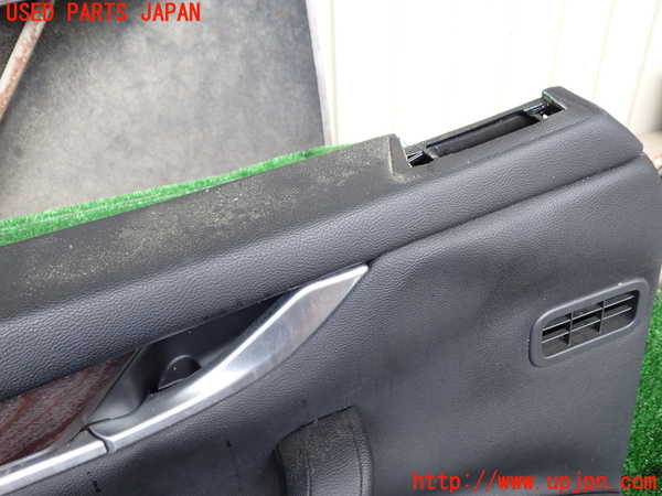 1UPJ-9241501264]マセラティ・ギブリ(MG30B)左前ドア内張り 中古_2