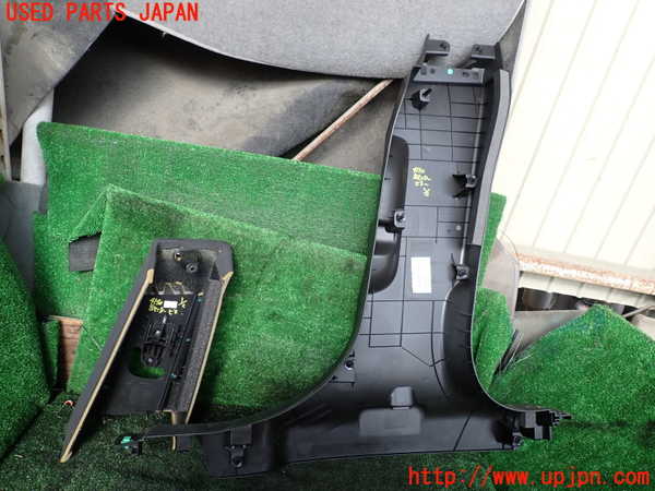 1UPJ-9241507670]マセラティ・ギブリ(MG30B)左センターピラートリム 中古_2