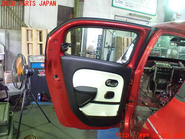1UPJ-9241521320]ルノー・トゥインゴ(AHH4B)左後ドア 中古(43R-00048 M189)_5