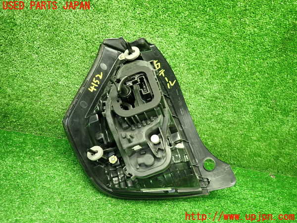 1UPJ-9241521530]ルノー・トゥインゴ(AHH4B)右テールランプ 中古_2