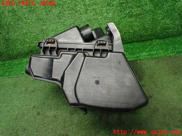 1UPJ-9241522560]ルノー・トゥインゴ(AHH4B)エアクリーナーボックス 中古_3