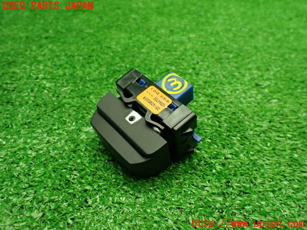 1UPJ-9241526308]ルノー・トゥインゴ(AHH4B)スイッチ3 (レーンキープアシスト) 中古_2