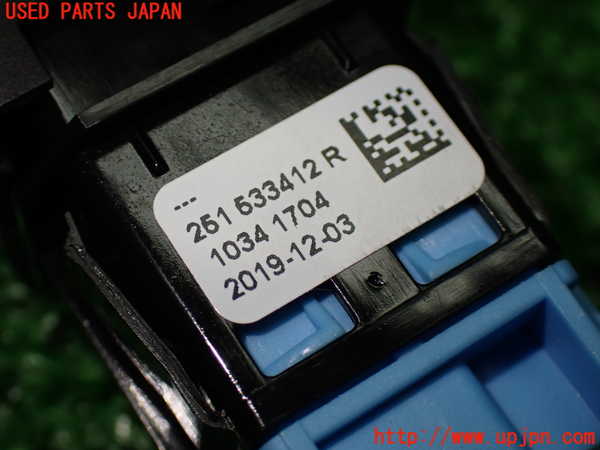 1UPJ-9241526311]ルノー・トゥインゴ(AHH4B)スイッチ6 (アイドリングストップOFF) 中古_4