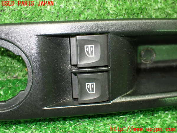 1UPJ-9241526240]ルノー・トゥインゴ(AHH4B)右前パワーウィンドウスイッチ 中古_2
