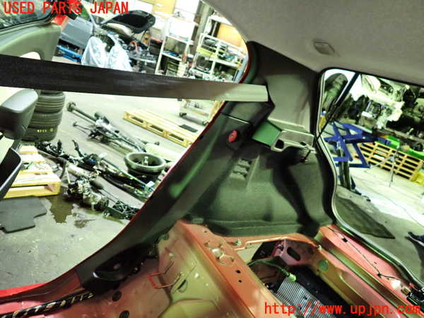 1UPJ-9241527675]ルノー・トゥインゴ(AHH4B)右リアピラートリム 中古_4