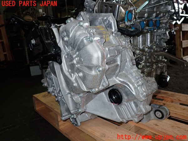 1UPJ-9241533010]カローラ クロス ハイブリッド(ZVG13)ミッション AT 2ZR-FXE 中古_2