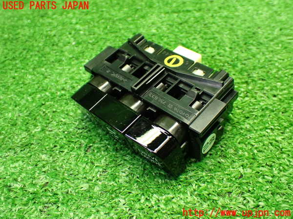 1UPJ-9241536306]カローラ クロス ハイブリッド(ZVG13)スイッチ1 中古_2