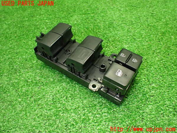 1UPJ-9241536240]カローラ クロス ハイブリッド(ZVG13)右前パワーウィンドウスイッチ 中古_2