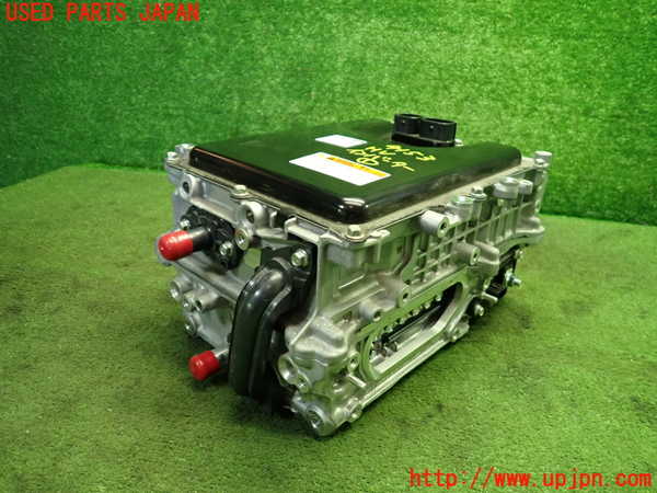 1UPJ-9241536916]カローラ クロス ハイブリッド(ZVG13)インバーターコンバーター 中古_2